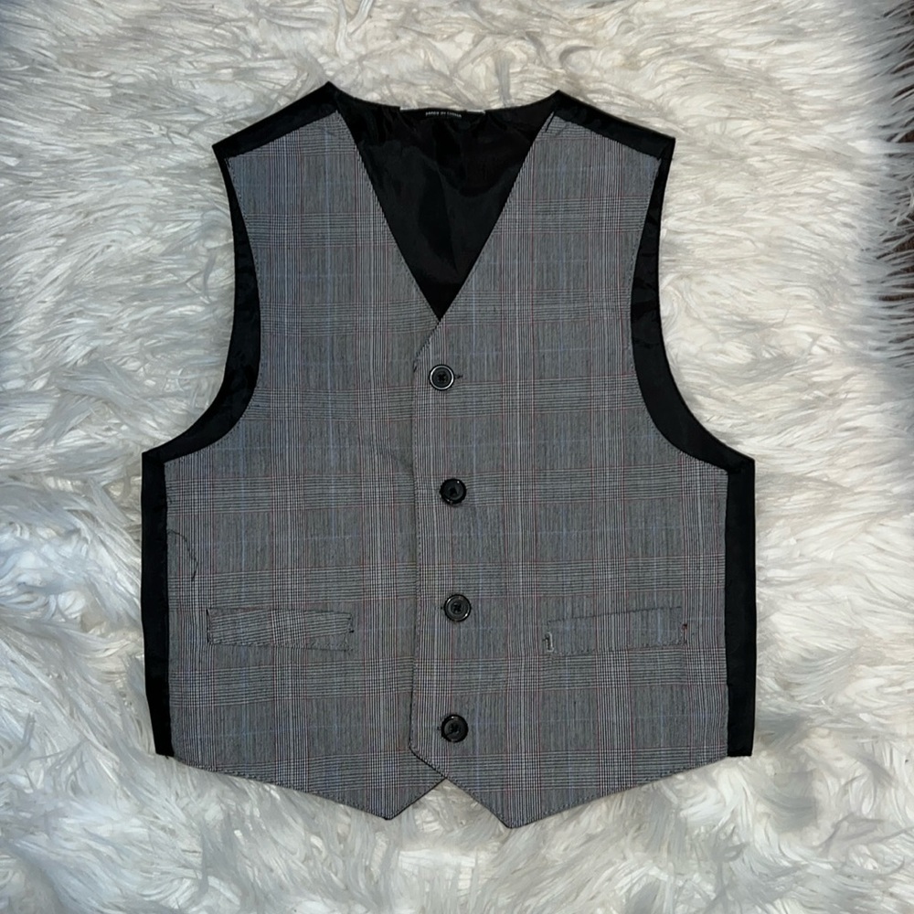 Adorable 4-Piece Nautica Suit - Picture 5 of 5